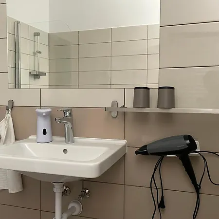 Varlak Vendeghaz 1 Apartament *